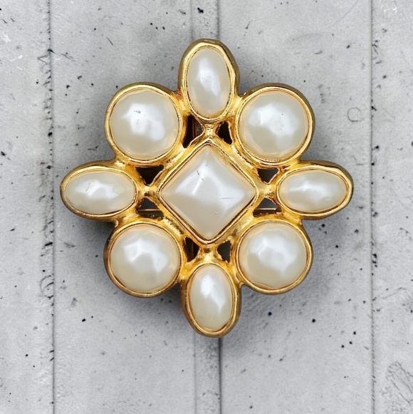 Vintage Jewelry - 🦪 Vintage Carolee Pearl Pendant/Pin